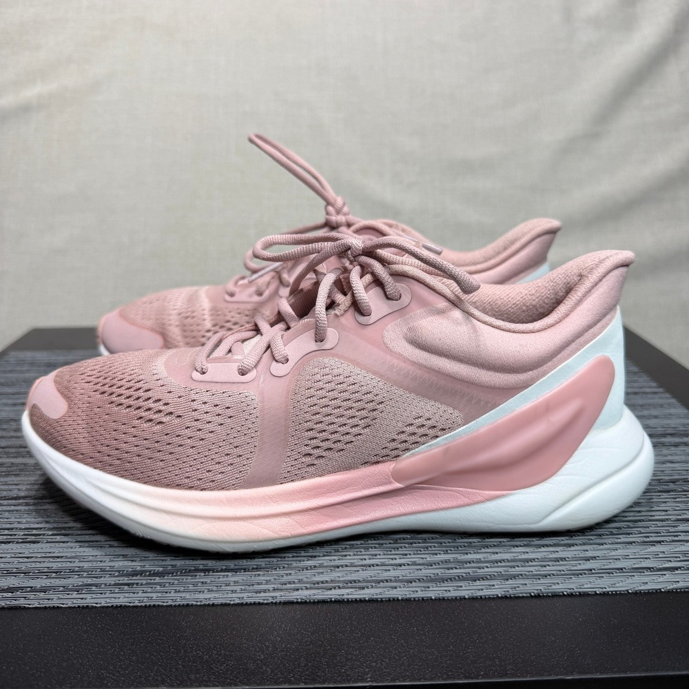 Lululemon Sjoes - Womens 6.5 - Pink Blissfeel Run Running Gym Workout